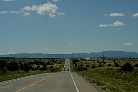 La route 66 passe à l'est de la ville d'Albuquerque (Nouveau-Mexique).