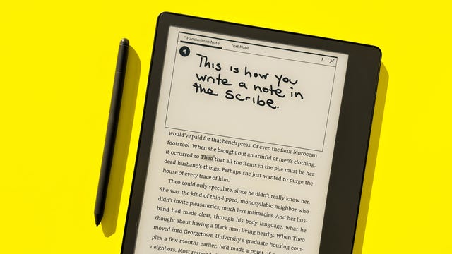 amazon kindle scribe with note on top of page