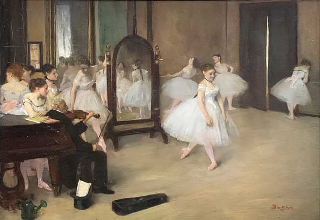Classe de danse (vers 1870) d’Edgar Degas, présenté dans l’exposition « Paris 1874. Inventer l’impressionnisme », musée d’Orsay, Paris, 2024 © Connaissance des Arts / Guy Boyer