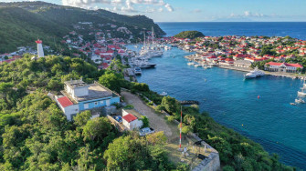 Dans les Antilles françaises, un fort en ruines du XVIIIe siècle livre ses secrets