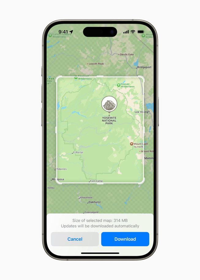 Aplikacja Mapy w trybie offline pokazana na iPhonie 15 Pro.