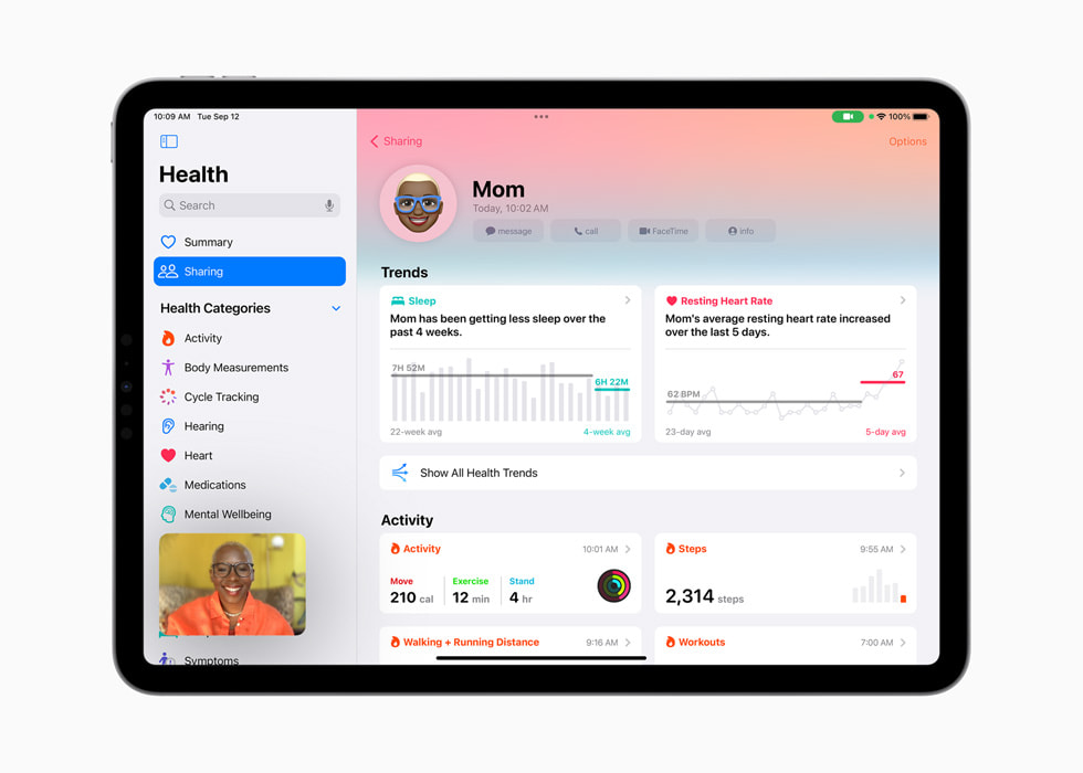 การแชร์ข้อมูลสุขภาพแสดงบน iPad Pro รุ่น 11 นิ้ว