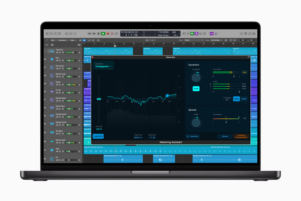 Mastering Assistant is shown on Logic Pro for MacBook.