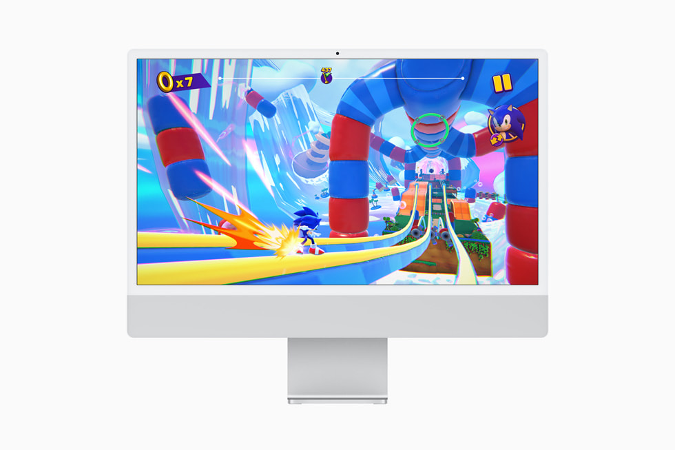 iMacに表示されている「Sonic Dream Team」のゲームプレイ。 