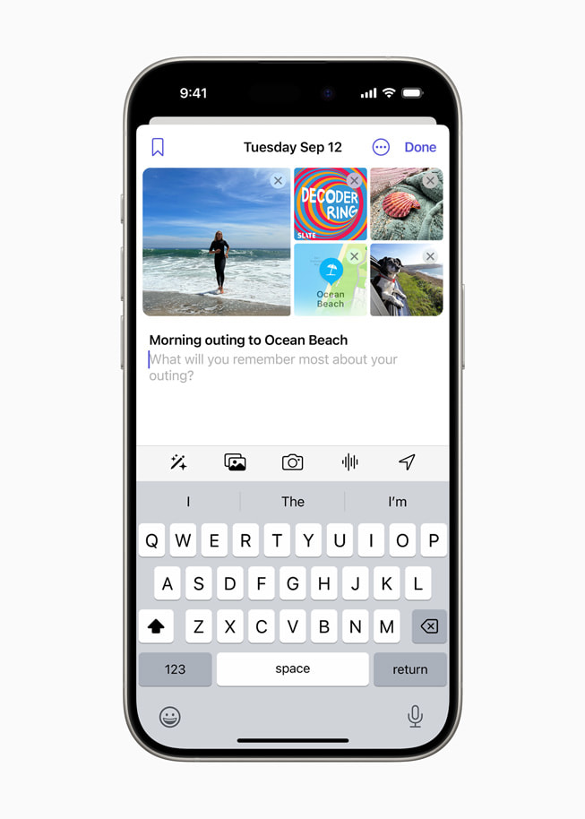 En iPhone 15 Pro viser brugeren en notifikation om, at der er kommet et nyt forslag i appen Dagbog.