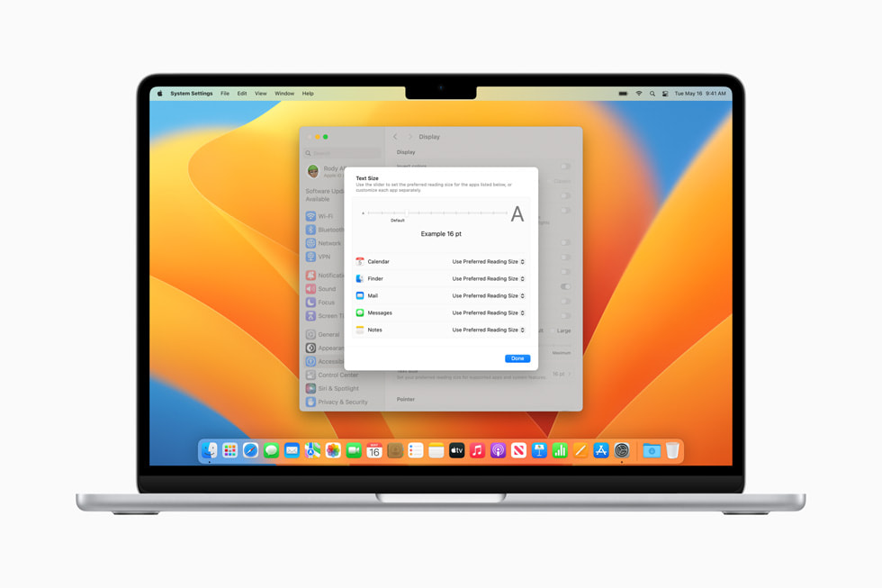 MacBook Air 上顯示「文字大小」設定。