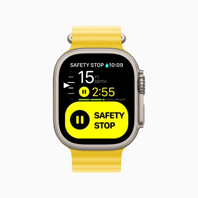 Avisos de segurança do app Oceanic plus mostrados no Apple Watch Ultra.