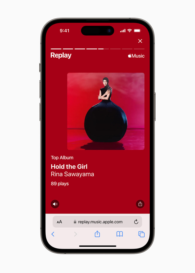 iPhone 的音乐回忆显示着用户每一年里最爱听的 Apple Music 专辑。