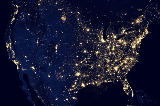 Image of the United States showing electric grid