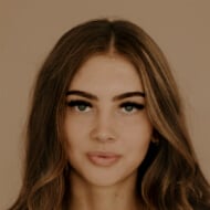 Izzy Larsen