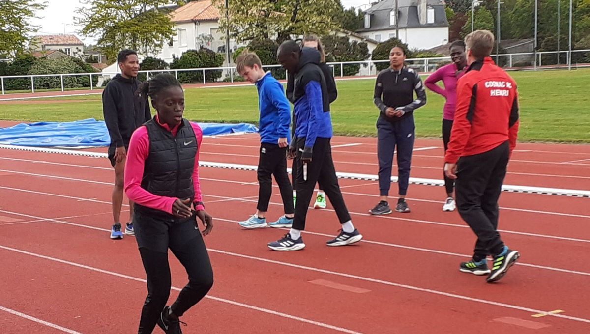 Trois athlètes gambiens et un Comorien sur la piste du stade de Cognac