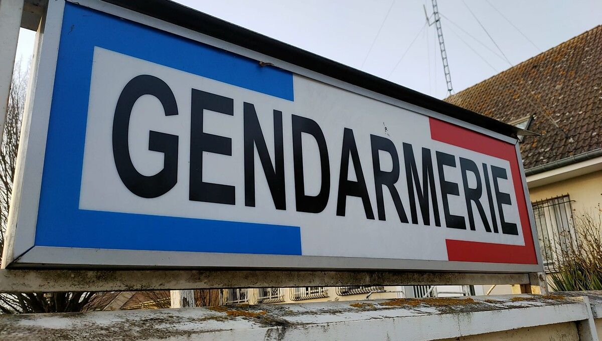 Compagnie de gendarmerie de Montdidier (Somme). Illustration.