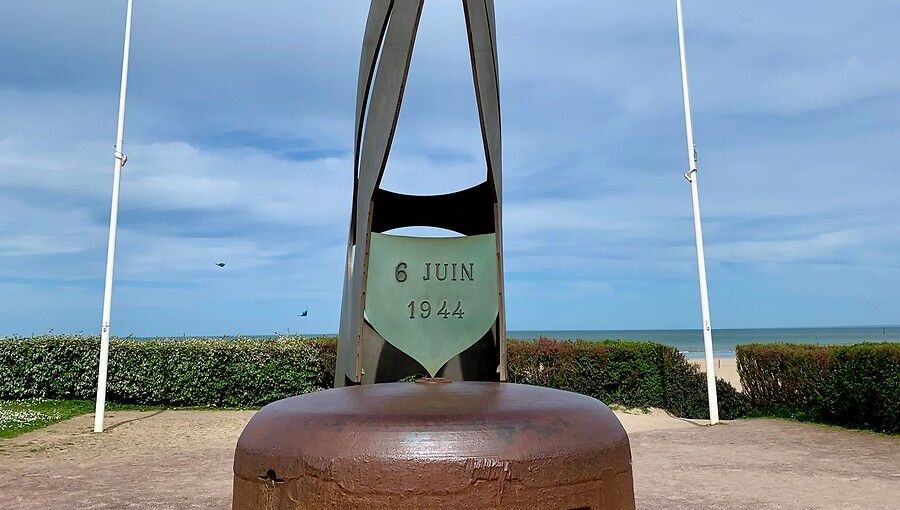 La Flamme de la Liberté à Ouistreham, en Normandie, France, est un monument commémoratif dédié aux commandos français qui ont débarqué, le 6 juin 1944.