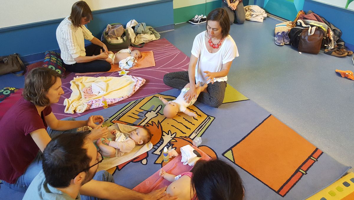 Des ateliers de massage pour nourrissons sont organisés à la bibliothèque de Montigny-lès-Metz mais aussi toute l’année au cabinet Caroline Touchette, praticienne en massages bien être.