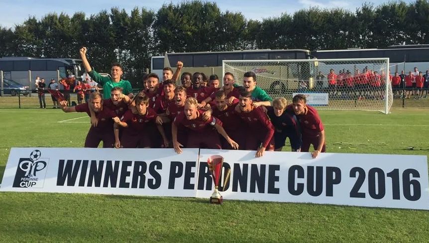 Les jeunes de l'AS Roma avaient remporté la première et unique édition de la Peronne Cup en août 2016 à Thaon dans le Calvados.