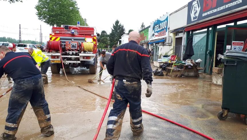 La zone commerciale du quartier de Castétarbe, à la sortie ouest d'Orthez, avait été inondée le 25 avril 2020.