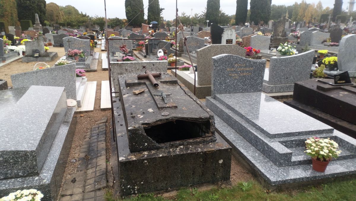 Exemple de sépulture à l'abandon qui pourrait être reprise par la commune