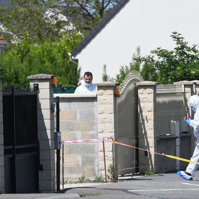 Une femme de 37 ans et ses deux enfants, une adolescente de 13 ans et un garçon d'un an et demi ont été retrouvés morts ce jeudi, dans un pavillon à Dreux
