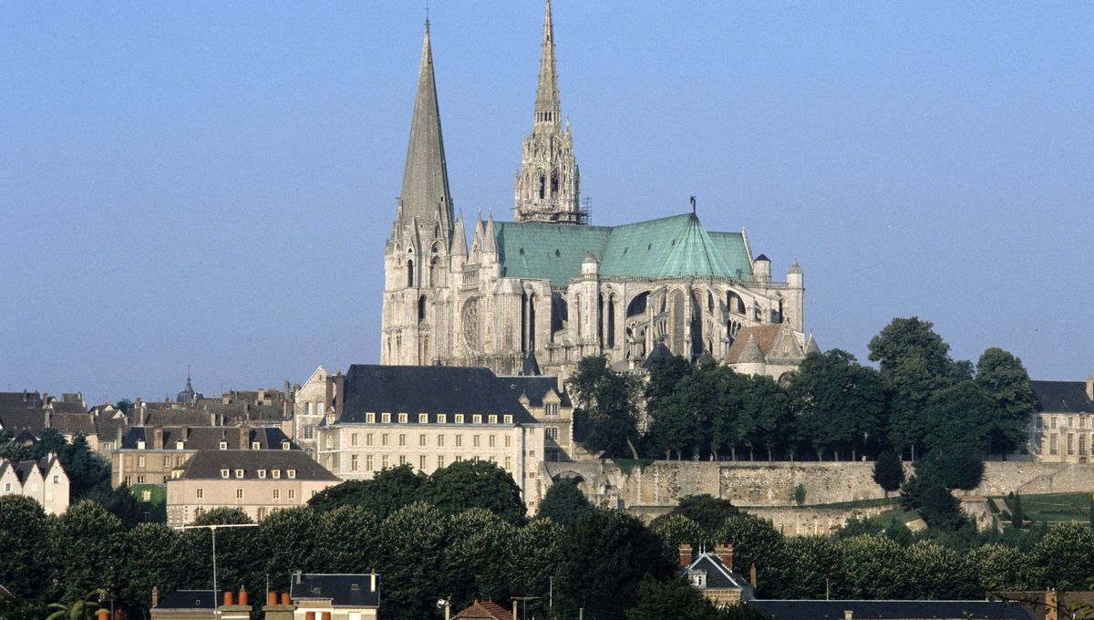 Lors de son périple en Eure-et-Loir, la flamme olympique va notamment passer aux abords de la cathédrale de Chartres.