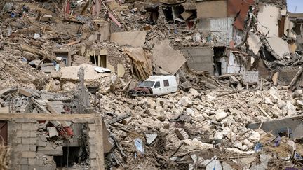 Une vue des décombres du village d'Imi N'Tala, frappé par le tremblement de terre, dans le centre du Maroc, le 5 octobre 2023. (FADEL SENNA / AFP)