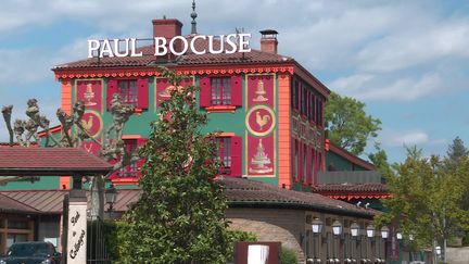 Le célèbre restaurant de Paul Bocuse à côte de Lyon, fête, cette année, ses 100 ans. (Sandie Goldstein, France 3 Rhône-Alpes)