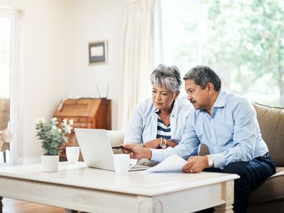 Couple planning retirement together