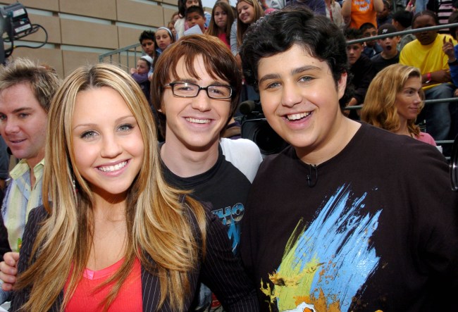Amanda Bynes with Drake Bell and Josh Peck (Photo by Kevin Mazur/WireImage)