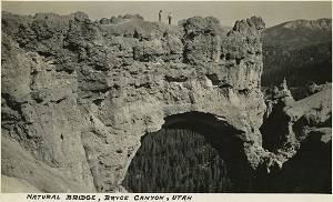 96-07-08-alb10-105, Natural rock bridge in Bryce Canyon, Utah, c. 1935