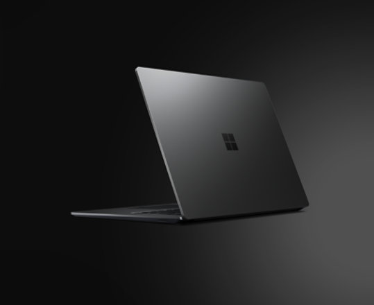 Un Surface Laptop 5 en Noir.