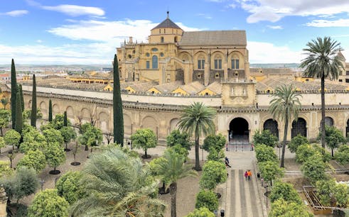 córdoba cathedral-mosque skip-the-line guided tour-1