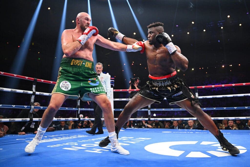 Tyson Fury narrowly avoids upset, beats Francis Ngannou by split decision in heavyweight fight