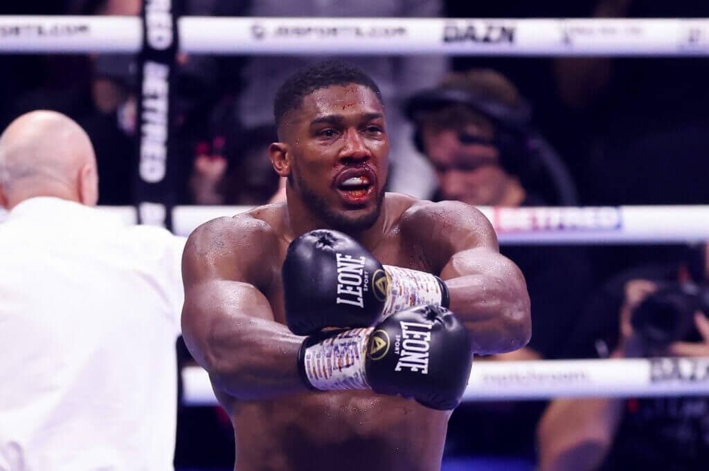 Anthony Joshua and Deontay Wilder to fight on same card in Saudi Arabia