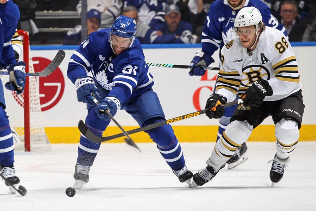 Bruins vs. Maple Leafs Game 7 expert picks, odds: Will Toronto finally win a decisive playoff game?