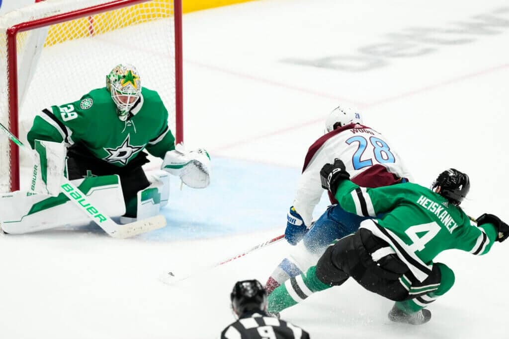 NHL Playoffs picks, odds: Hurricanes head home down 2-0, Stars look to even series with Avs