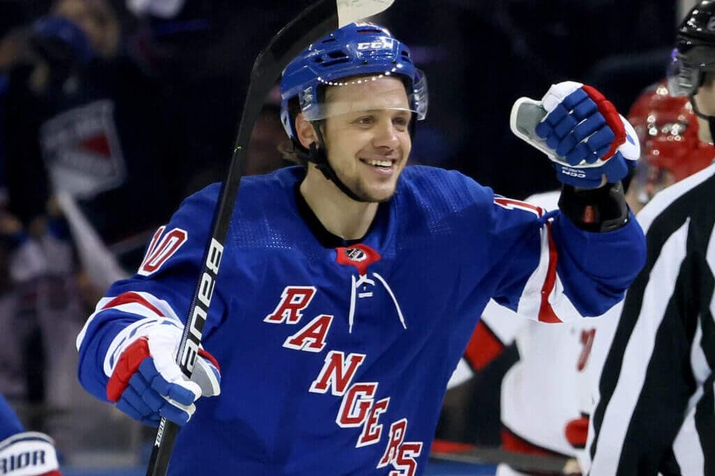 NHL Playoffs picks, odds for Saturday’s games: Rangers at Hurricanes Game 4, Stars at Avs Game 3