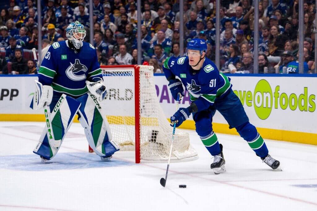 Canucks playoff report cards: Grading Vancouver's defense, goaltender
