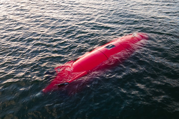 composite autonomous underwater vehicle