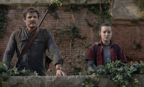 Pedro Pascal and Bella Ramsey in "The Last of Us" Season 1.
