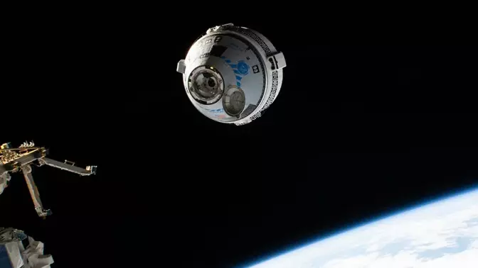 Starliner approaching ISS