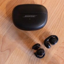 bose ultra open earbuds with charging case