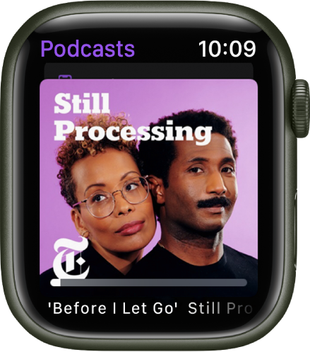 Die App „Podcasts“ auf der Apple Watch zeigt das Coverbild eines Podcasts. Tippe auf das Coverbild, um die Folge wiederzugeben.