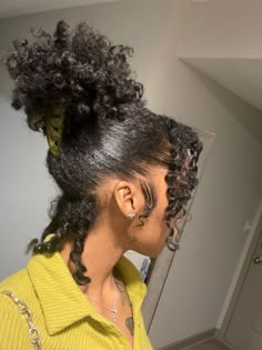 4c Hair Growth Aesthetic, Hair Growth Aesthetic Black, Black Hair Care Products Curly Girl, Curly Hair Routine 4a, How To Take Care Of 4a Hair, Quick Natural Hair Styles, Protective Hairstyles Braids, Natural Curls Hairstyles, Curly Hair Styles Easy
