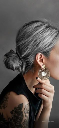 Partially Grey Hair, Herringbone Gray Hair, Grey Hair Gold Jewelry, Trendy Grey Hair, Gray Hair Ponytail Hairstyles, Grey Hair Inspo, Gunmetal Grey Hair, Grey Hair Messy Bun, Grey Hair Young Women