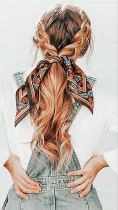 Western Hair Styles, Cowgirl Hair Styles, Cowgirls Hairstyles, Country Hairstyles, Western Hairstyles, Cowgirl Hair, Haarband Frisur, Western Hair, Lenço Cabelo