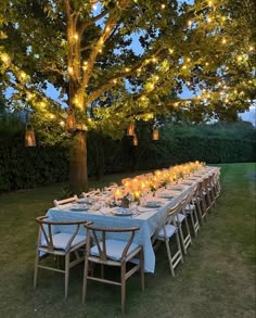 Outdoor Dinner Table Decor