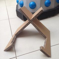 Simple Elegant Guitar Stand in 2025 | Diy guitar stand, Guitar stand, Guitar diy