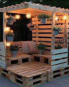 Skid Projects & Pallet Ideas: Creative Ways to Upcycle Wood Pallets - Atlantis Ways in 2025 | Pallet projects garden, Outdoor pallet projects, Outdoor decor backyard