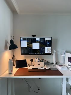 Pin von Jeniffer Araujo auf SETUP - PC GAMER in 2025 | Zimmer einrichten ikea, Zimmer einrichten, Wg zimmer