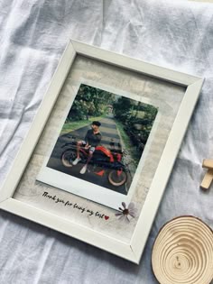 Customized frame | Photo frame crafts, Birthday photo frame, Photo frame gift
