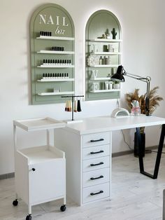 Furniture for the beauty salon #nails #furniture #furnitureideas #furnituremaker 